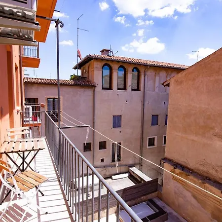 Relais Emilei Apartment